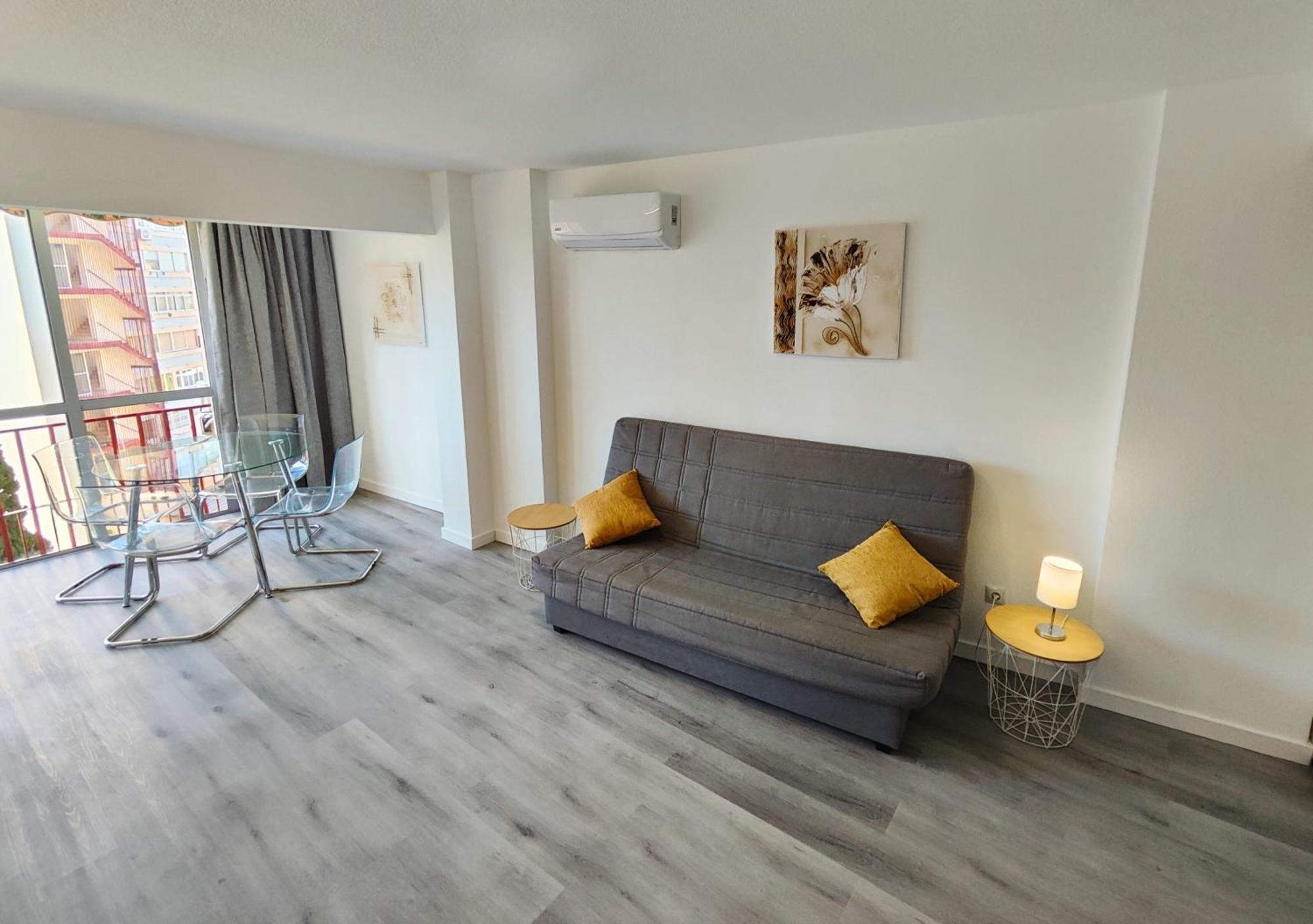 Blue&Grey Oca Holidays Apts Бенидорм Экстерьер фото